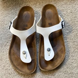Birkenstock Gizeh White Sandals